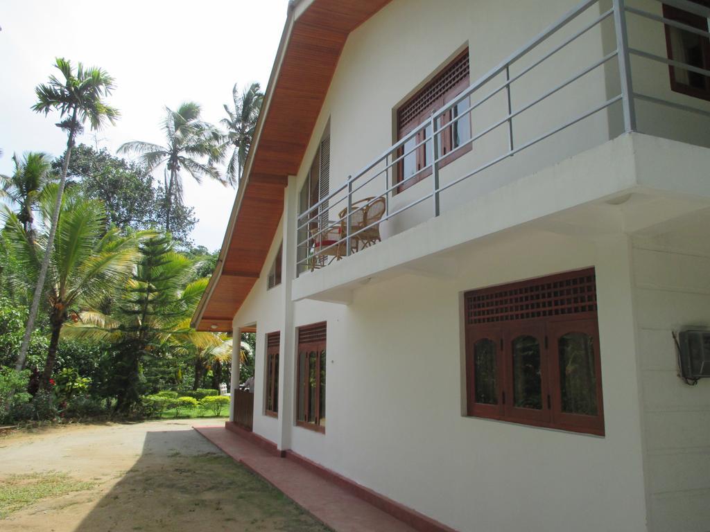 Alfred Colonial Bungalow & Spice Garden Kobbekaduwa Quarto foto