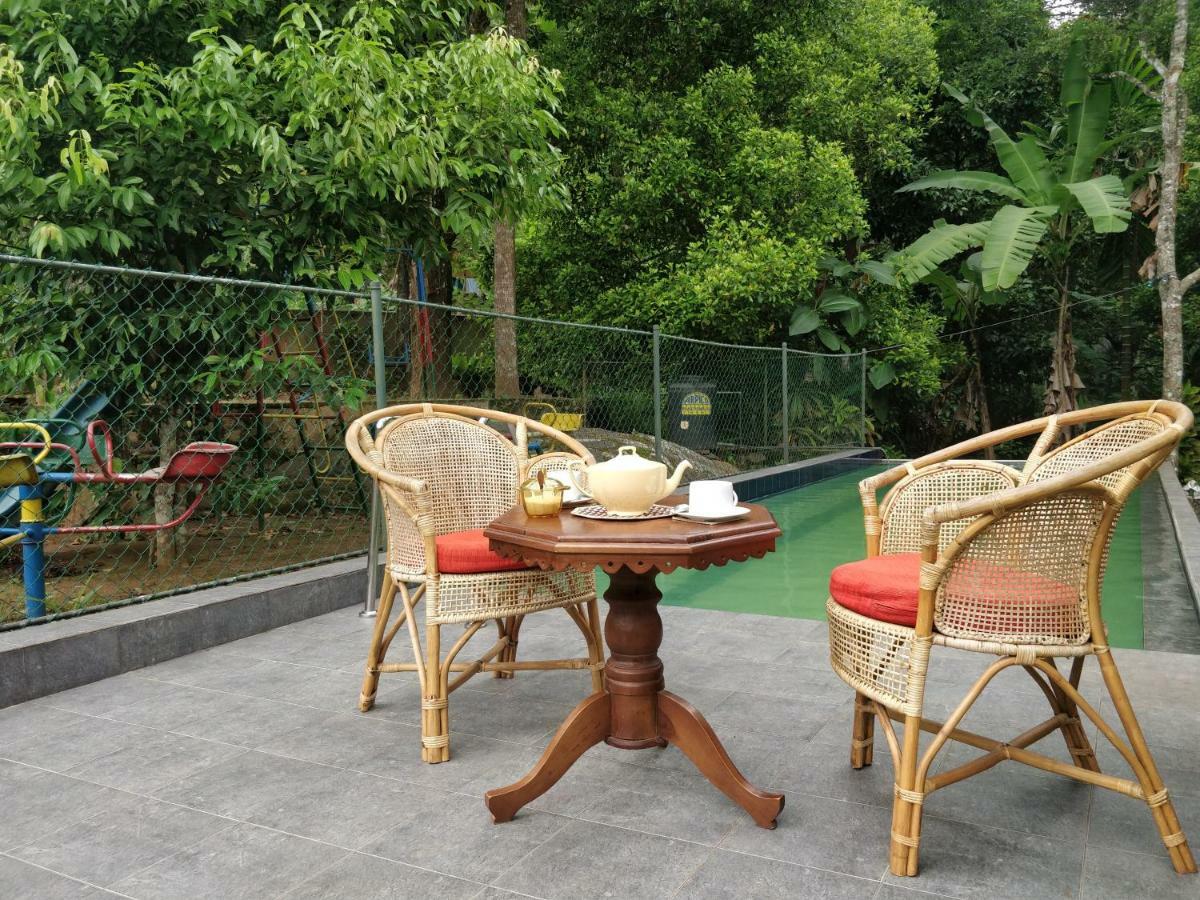 Alfred Colonial Bungalow & Spice Garden Kobbekaduwa Exterior foto